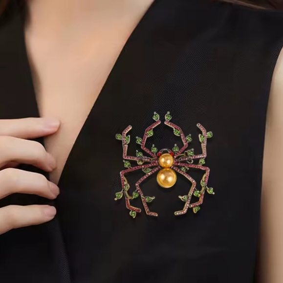 NWOT Oversized Statement Spider Brooch - Pearl & Pink Rhinestone - Picture 2 of 7